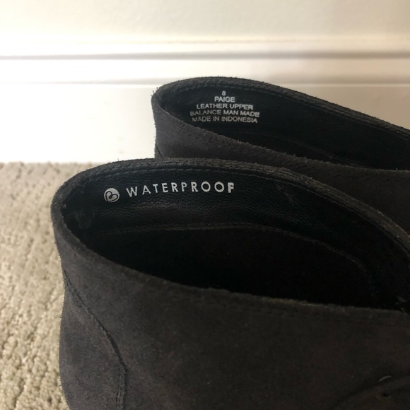 Blondo Women’s Waterproof Wedge Boories - Picture 6 of 6